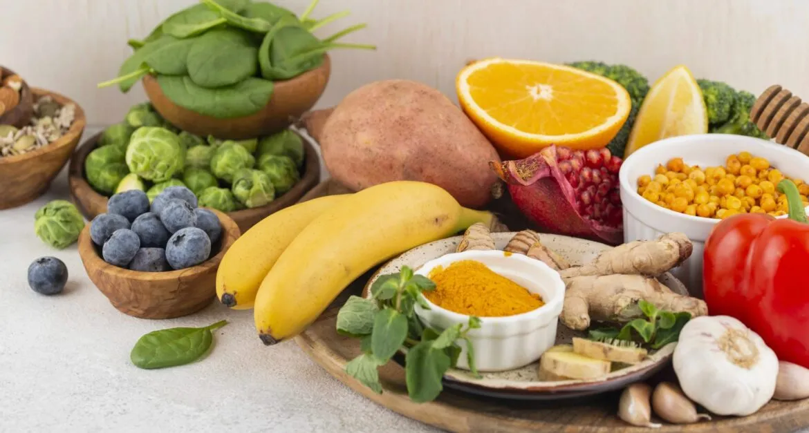 Lindungi Tubuh dari Radikal Bebas, Yuk Konsumsi Makanan Kaya Antioksidan!