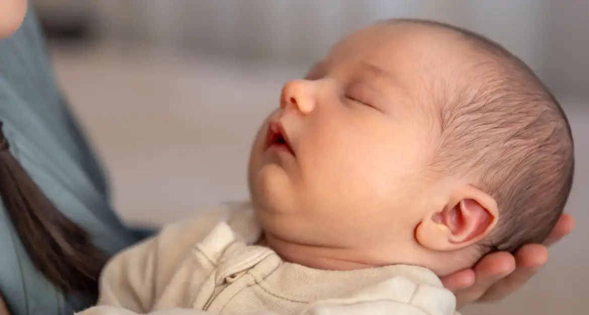 Tes Pendengaran OAE, Pemeriksaan Penting untuk Jaga Kesehatan Bayi Baru Lahir