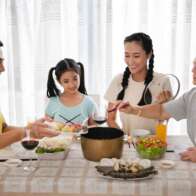 Peran Positif Keluarga dan Lingkungan dalam Pemenuhan Nutrisi Anak